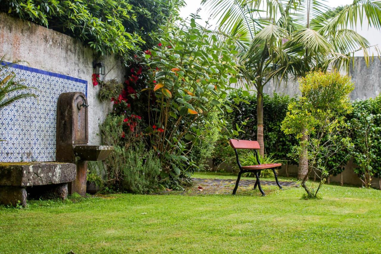 Casa da Igreja Velha Villa Furnas  Ruang foto